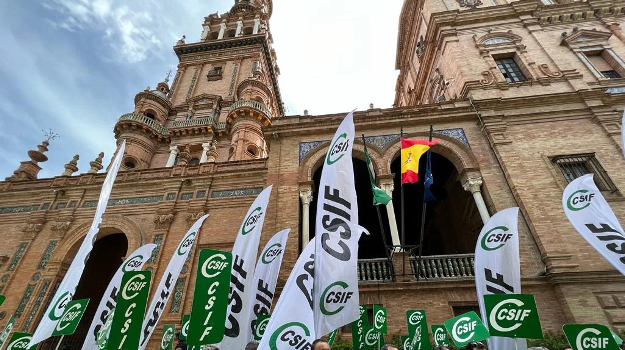 Manifestación de funcionarios llevada a cabo en Sevilla