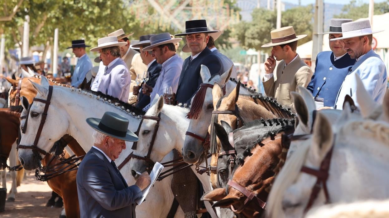 Miembros del jurado del concurso ecuestre