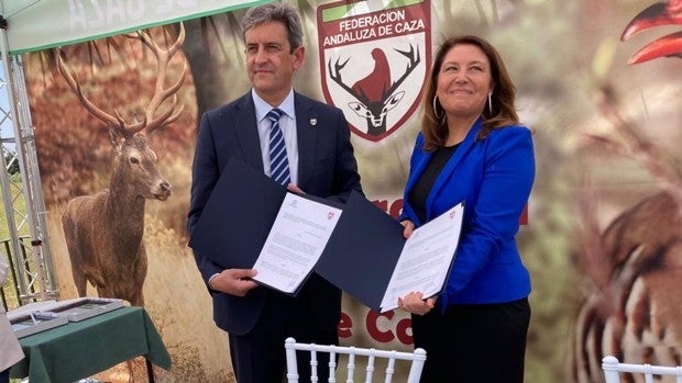 Los cazadores federados en Andalucía podrán hacer un censo de especies silvestres