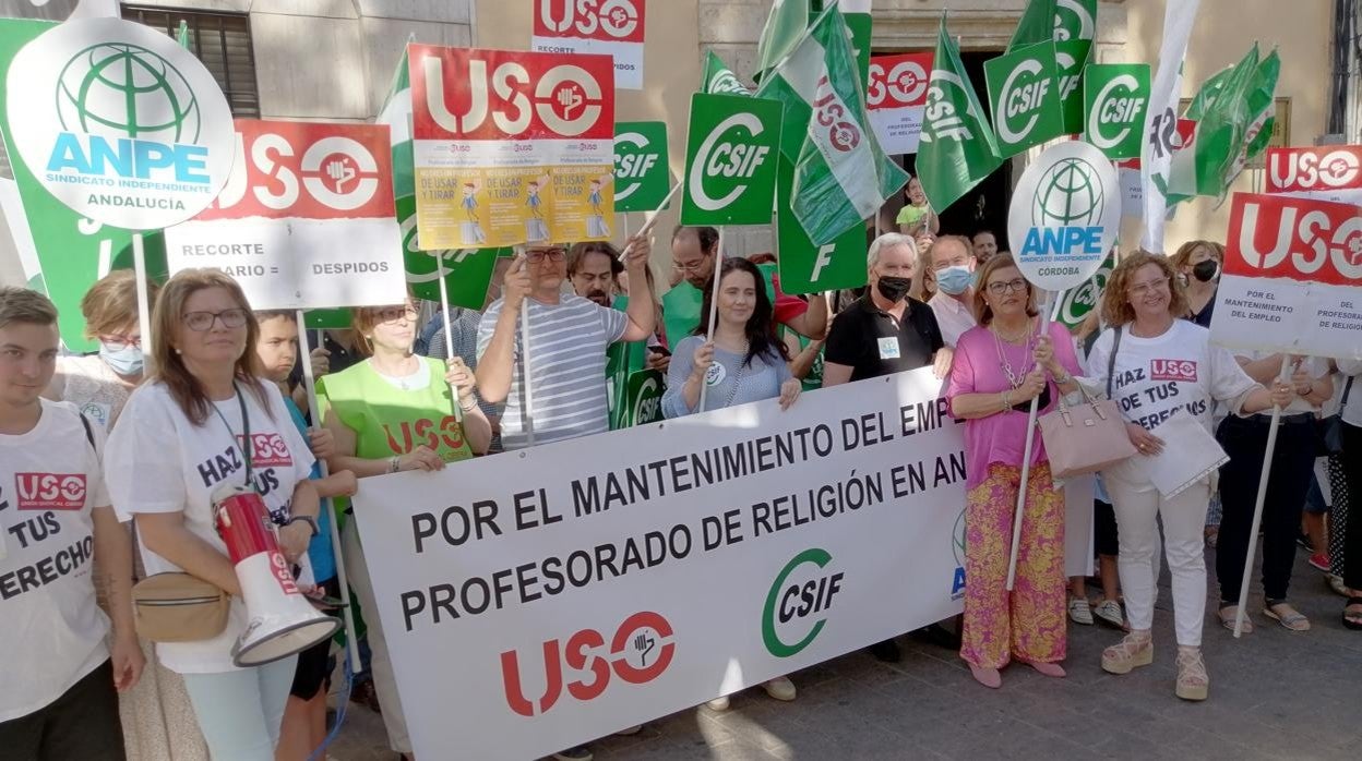 Manifestación, este miércoles, ante la Delegación del Gobierno de la Junta de Andalucía