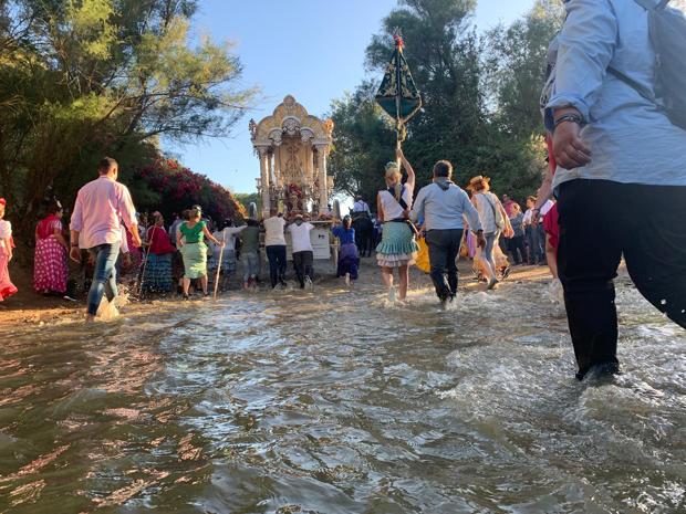 Rocío Córdoba 2022 | (Vídeo) El Vado del Quema, las aguas sagradas para los nuevos peregrinos