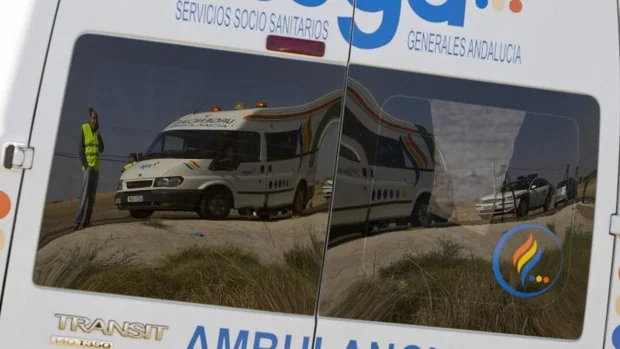 Mueren un bebé y su padre en un accidente de tráfico en Níjar, Almería