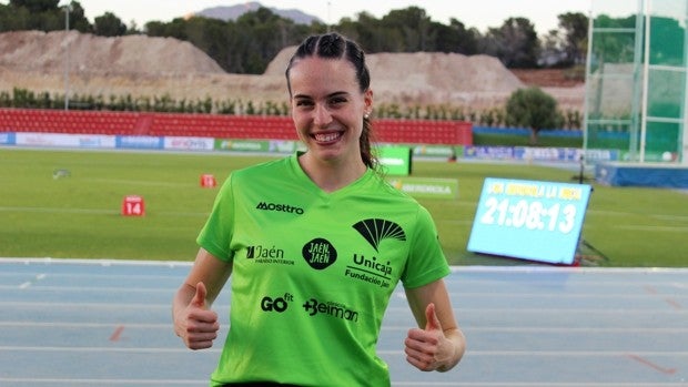 Atletismo | Carmen Avilés deja buenas sensaciones antes del Campeonato de España