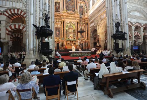 Eucaristía para el nombramiento de los nuevos presbíteros en Córdoba