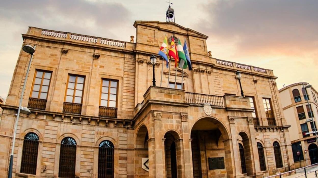 Vista del Ayuntamiento de Linares