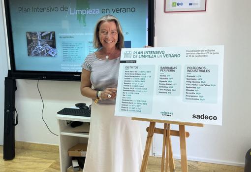 La presidenta de Sadeco, hoy durante la presentación del plan de limpieza