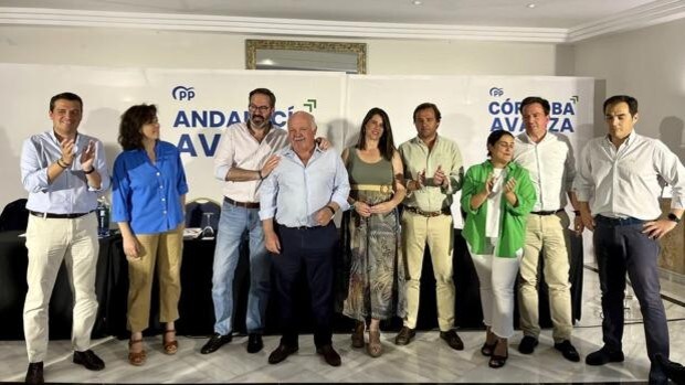 El PP mira a los nombramientos en Andalucía y el PSOE tapa grietas para las municipales en Córdoba