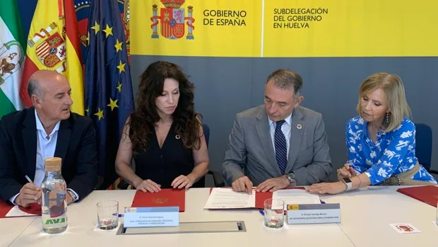 Un gran pacto entre administraciones pone fecha de caducidad al chabolismo en Huelva