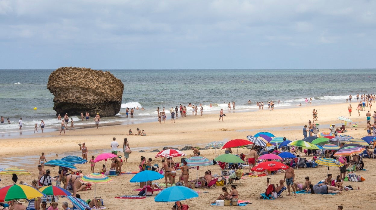 Playa de Matalascañas durante el verano