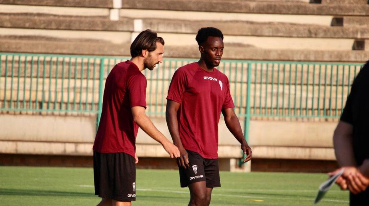 Diarra entrena en la Ciudad Deportiva junto a Álex Bernal