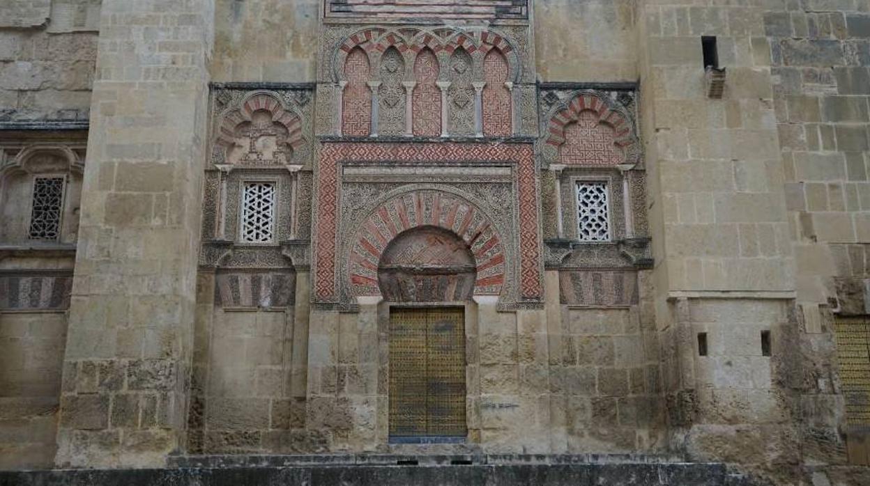 Portada de San Ildefonso de la Mezquita-Catedral