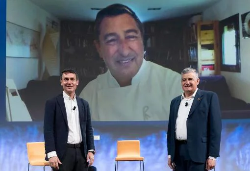 De izquierda a derecha, Alberto Cano, director de Pymes de BBVA en España; Joan Roca, propietario de El Celler de Can Roca y Fernando García de la Cruz, director general de Aceites García de la Cruz.