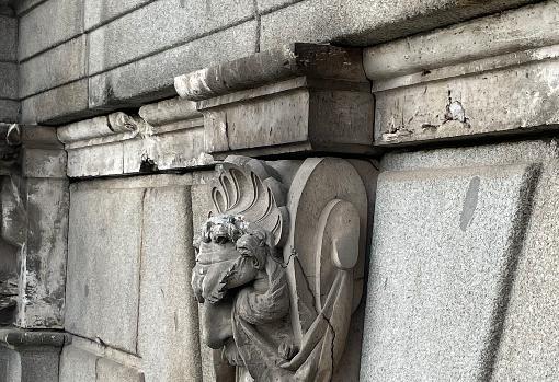 Detalle de la Puerta de Alcalá.