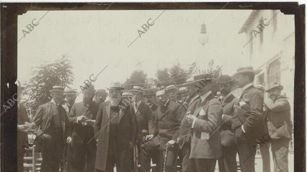 La desconocida foto del viaje relámpago de Rodin a España
