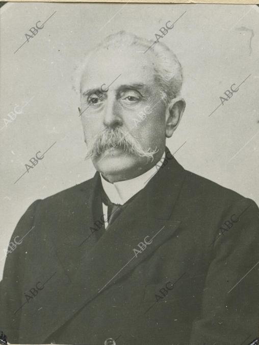 El diputado Antonio Camacho del Rivero