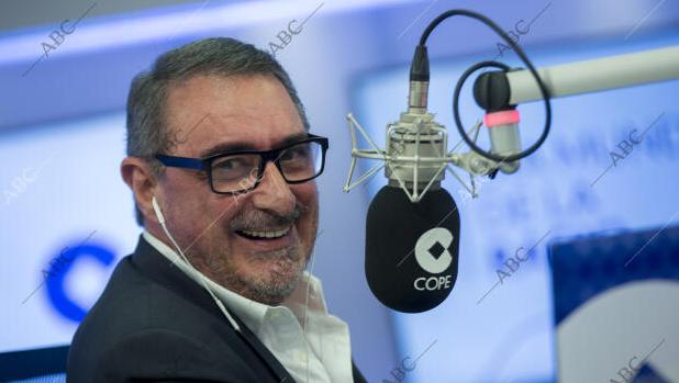 Las declaraciones íntimas de Carlos Herrera hace 30 años: «Detesto a los catetos nacionalistoides»