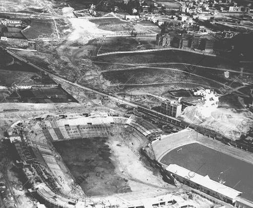 Madrid, 6/04/1946. Foto aérea del Estadio de Chamartín, del Real Madrid.
