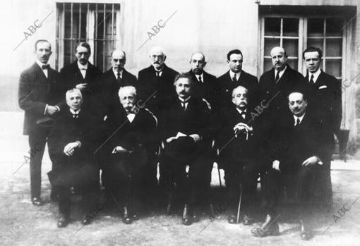 Fotografía tomada en 1923 con motivo de la visita de Einstein a la facultad de Ciencias