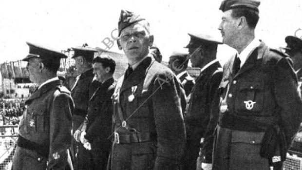 Nazis en Barajas: la emocionada despedida de Franco a la Legión Cóndor tras vencer a la República