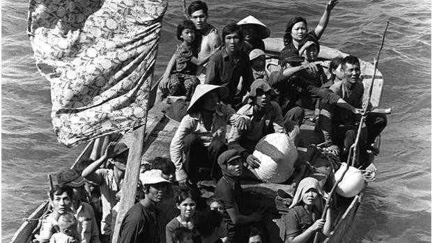 El extraño caso de canibalismo entre los refugiados que huían por mar del Vietnam comunista en 1988