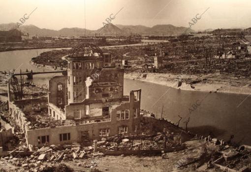 La ciudad de Hiroshima totalmente arrasada por la bomba atómica