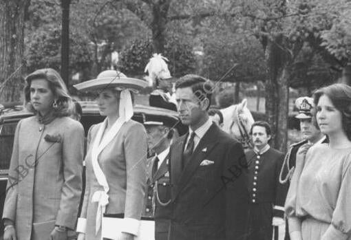 Los entonces Príncipes de Gales de visita en el Palacio del Pardo.