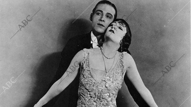 El misterioso silencio del actor mudo Rodolfo Valentino, el ‘hombre más guapo del mundo’