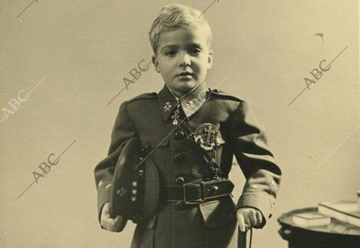 Una imagen del Rey Don Juan Carlos en su infancia.