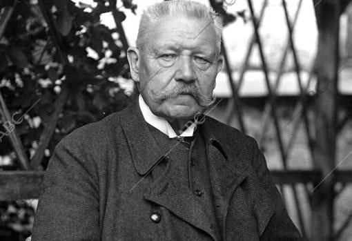 Paul Von Hindenburg, el hombre que dio nombre al dirigible
