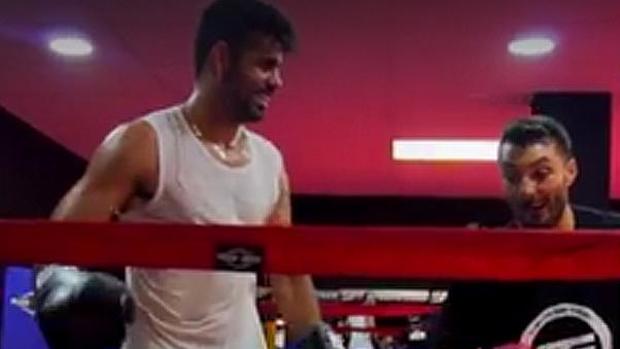 Diego Costa se pasa al boxeo