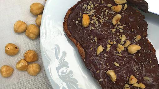 Tostada de crema de chocolate