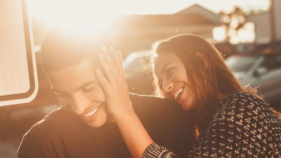 Cómo aprender a escuchar y a entender a tu pareja en siete minutos