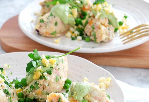 Receta con guisantes, zanahoria y huevo.