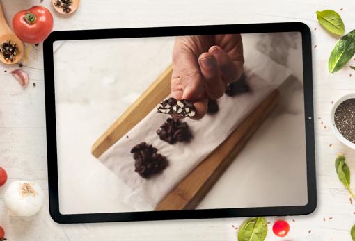 Textura de las rocas de chocolate y frutos secos del Chef Bosquet