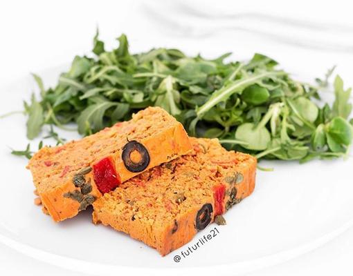 Pastel de bonito y aceitunas