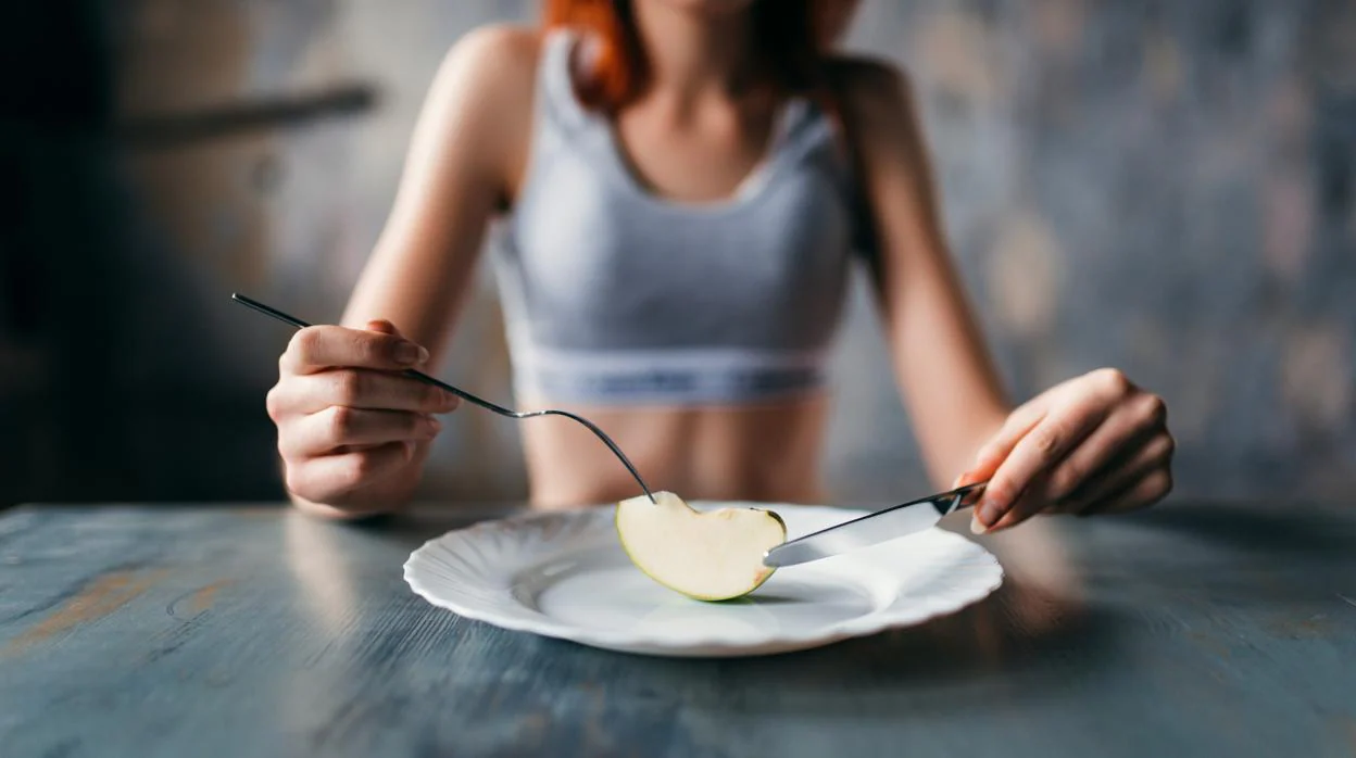 Anorexia: qué cambios en la conducta y síntoma se experimentan