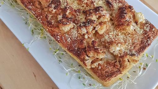 Pastel de coliflor y queso.