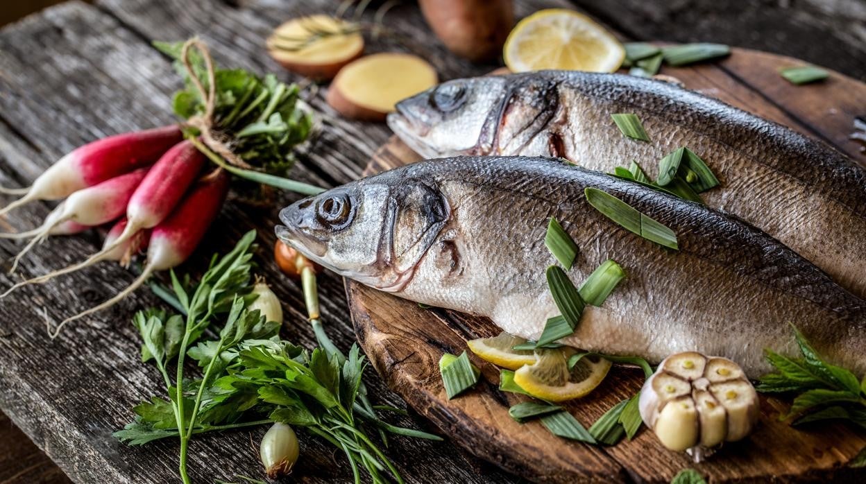 Lubina, dorada y corvina: los beneficios del pescado que más se ve en el súper