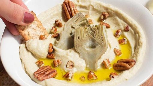 Hummus de alcachofas.