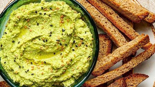 Guaca-hummus de edamames