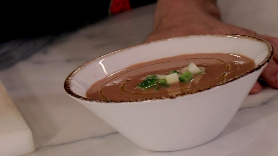 La receta del gazpacho de sandía que se prepara en dos minutos y está rica sin refrigerar