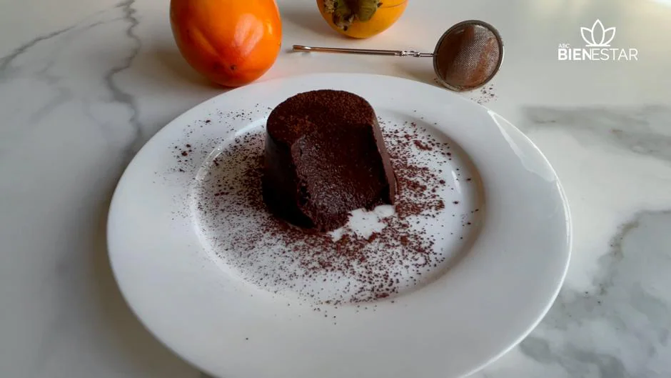 La receta del flan de chocolate que puedes preparar con un caqui