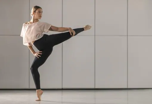 Conjunto de danza moderna de sujetador-top, leggins y camiseta crop-top
