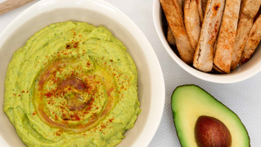 Hummus de aguacate.