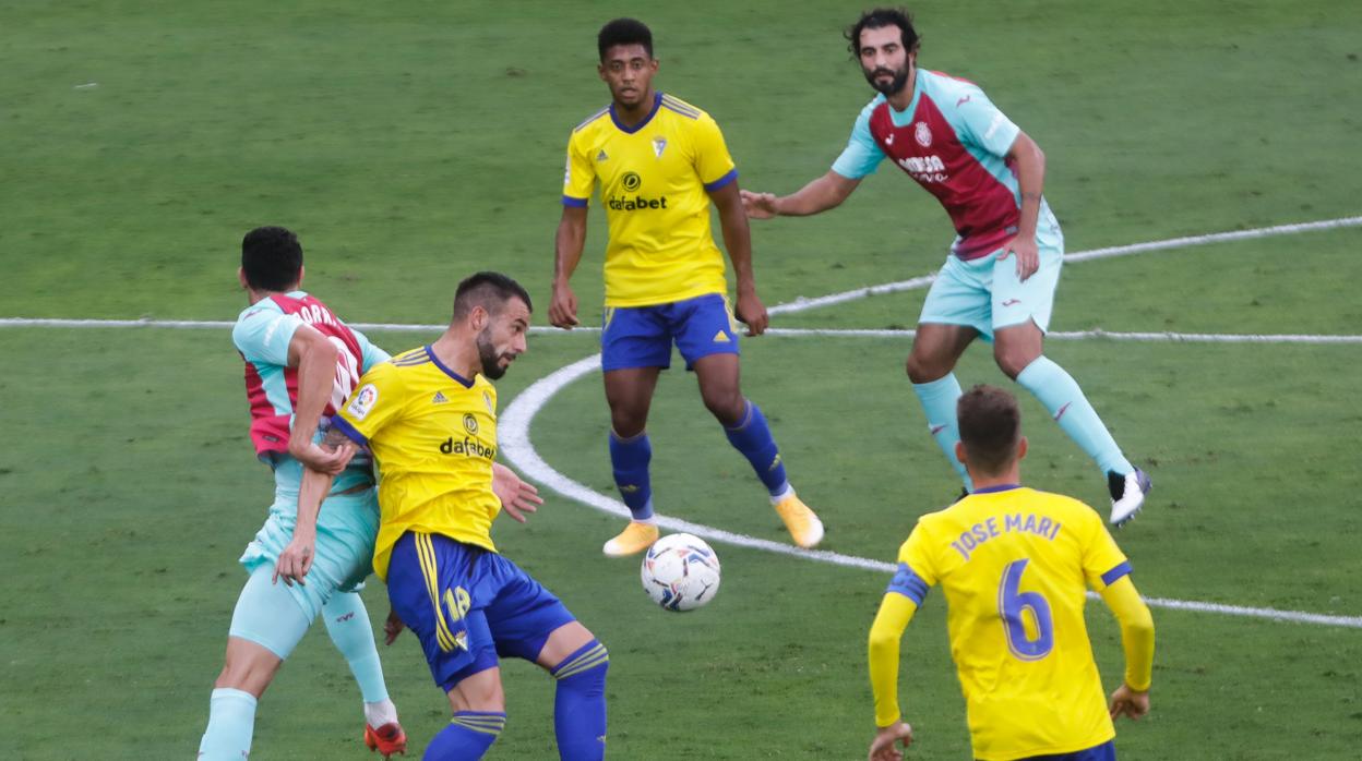 Acción del partido del Cádiz CF ante el Villarreal