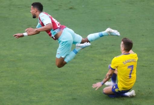 El Cádiz CF es por ahora el cuarto clasificado en Primera.