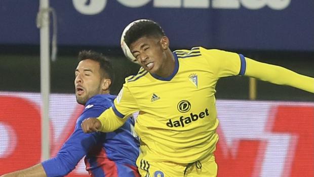 Cádiz CF: 'Choco' Lozano ya cuenta con la nacionalidad española