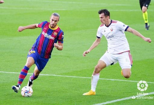 Óscar Minguez durante el Barça-Osasuna del pasado fin de semana.