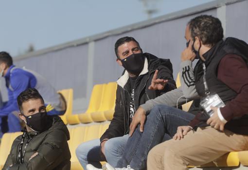 Enrique Ortiz, actual coordinador deportivo del Cádiz CF, también presenció en directo el derbi.