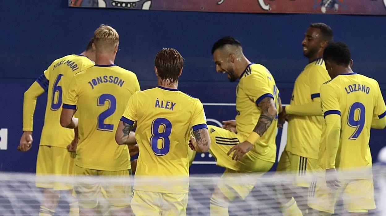 El Cádiz CF visita al Valencia en Mestalla.